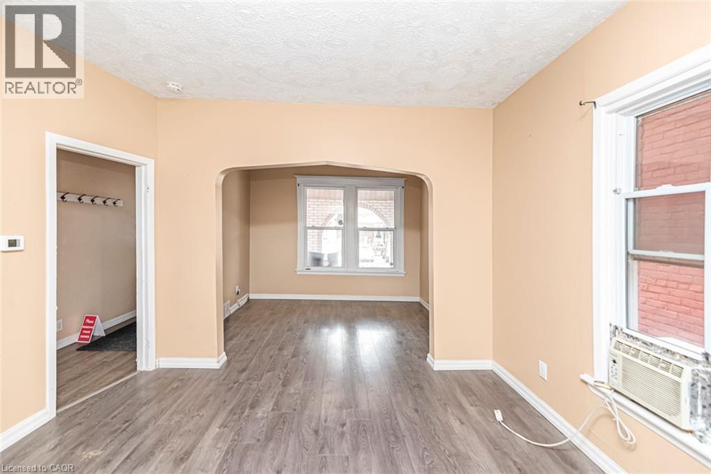 46 Holton Avenue N, Hamilton, Ontario  L8L 6H4 - Photo 10 - 40870699