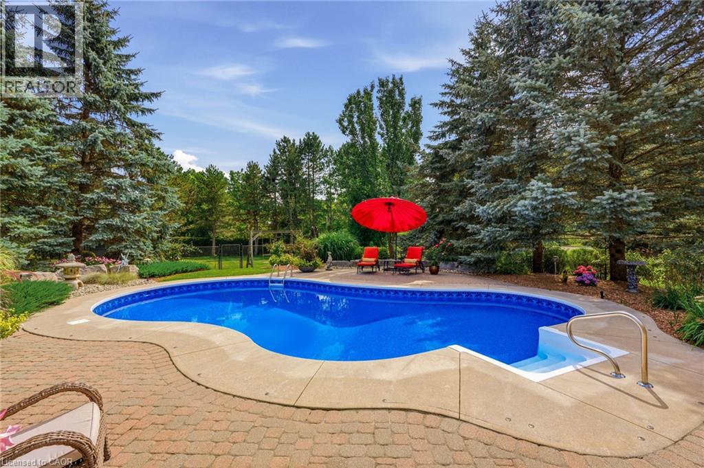12 Weneil Drive, Hamilton, Ontario  L8B 0Z6 - Photo 45 - 40872438