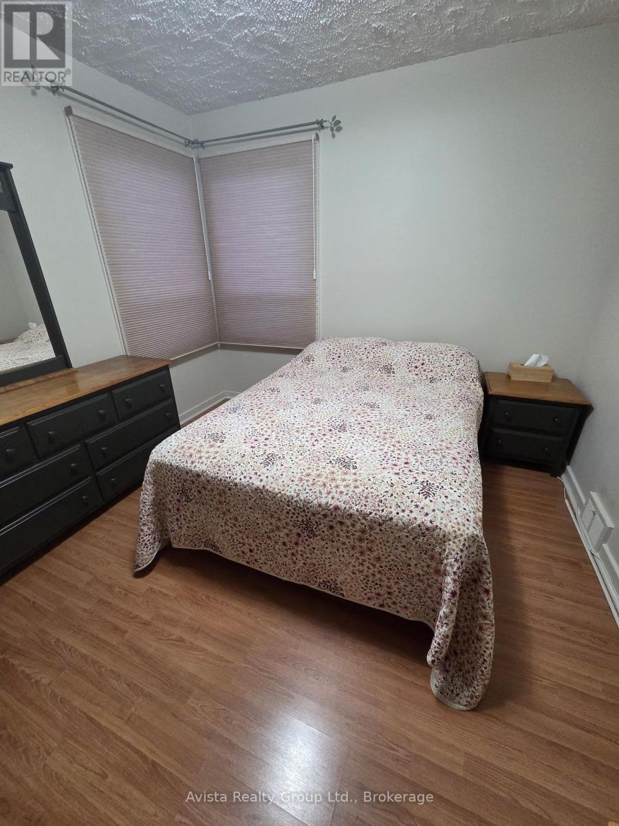 426 Christina Street E, Thunder Bay, Ontario  P7E 4P2 - Photo 3 - X14109248