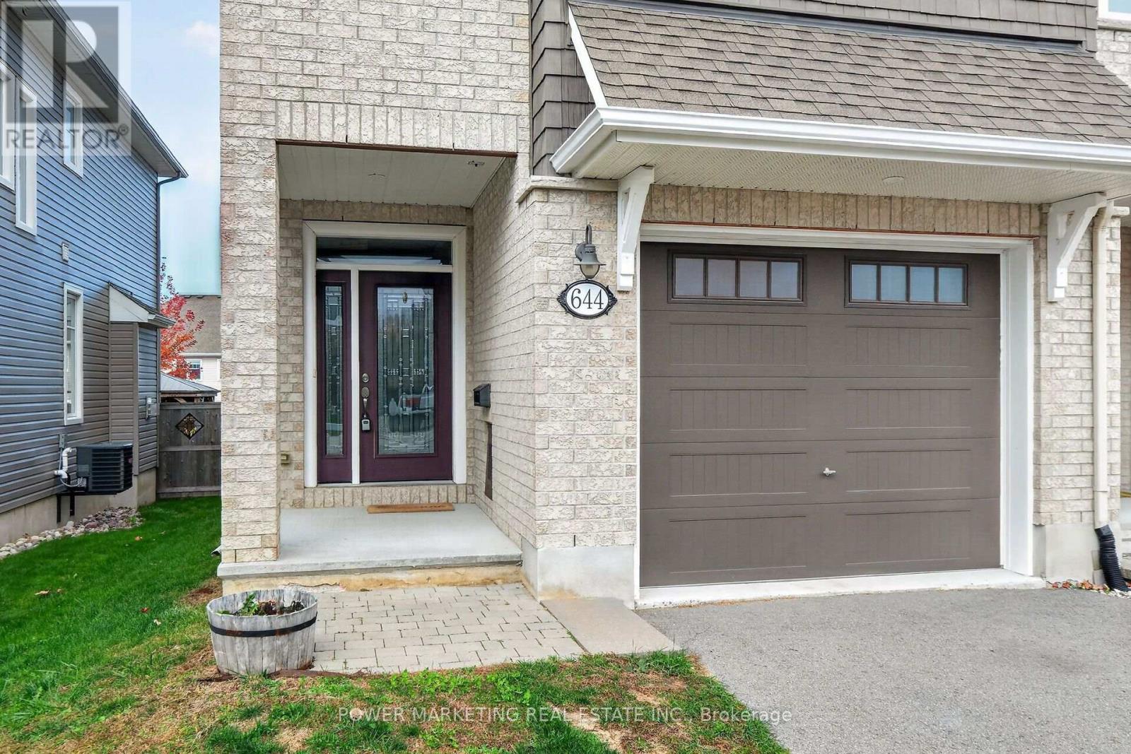 644 Cartographe Street, Ottawa, Ontario  K4A 1B6 - Photo 2 - X14112748