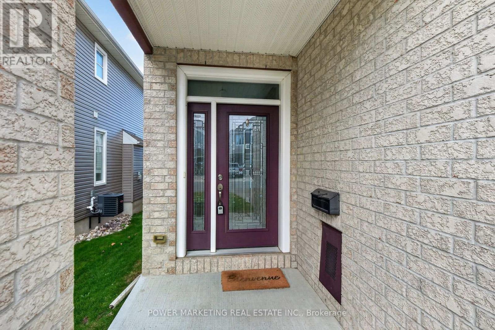 644 Cartographe Street, Ottawa, Ontario  K4A 1B6 - Photo 3 - X14112748