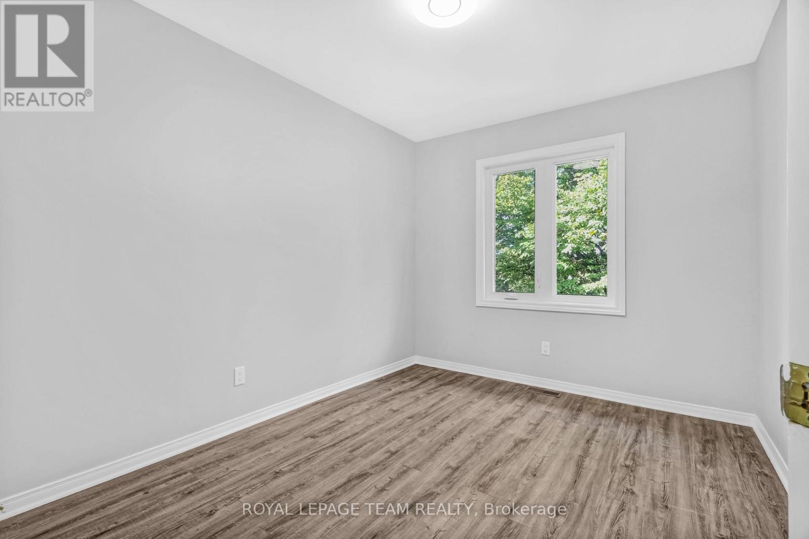 141 Hearst Way, Ottawa, Ontario  K2L 4G5 - Photo 18 - X14112752