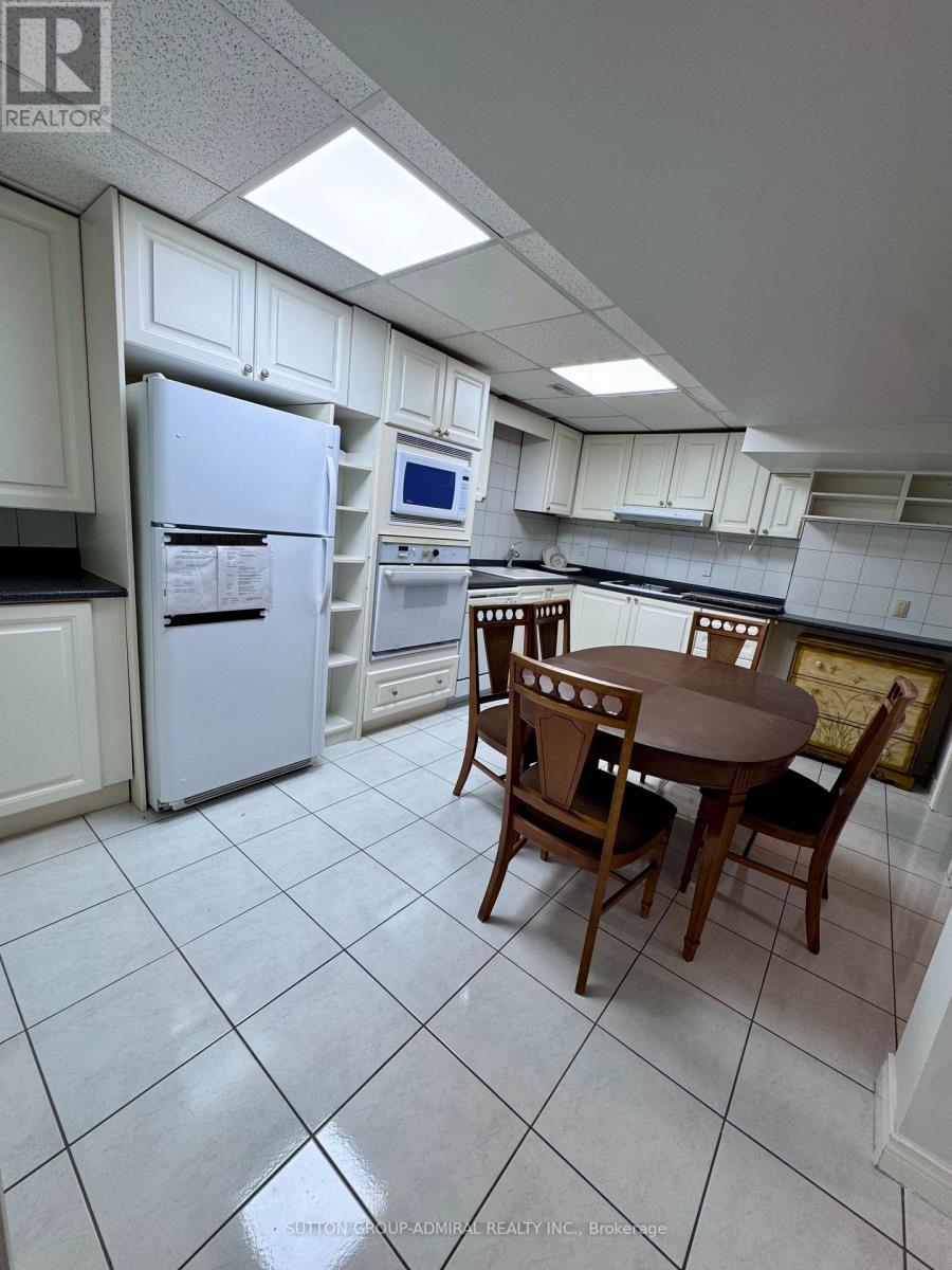 Lower - 60 Spring Town Road, Vaughan, Ontario  L4L 8G2 - Photo 14 - N13767130