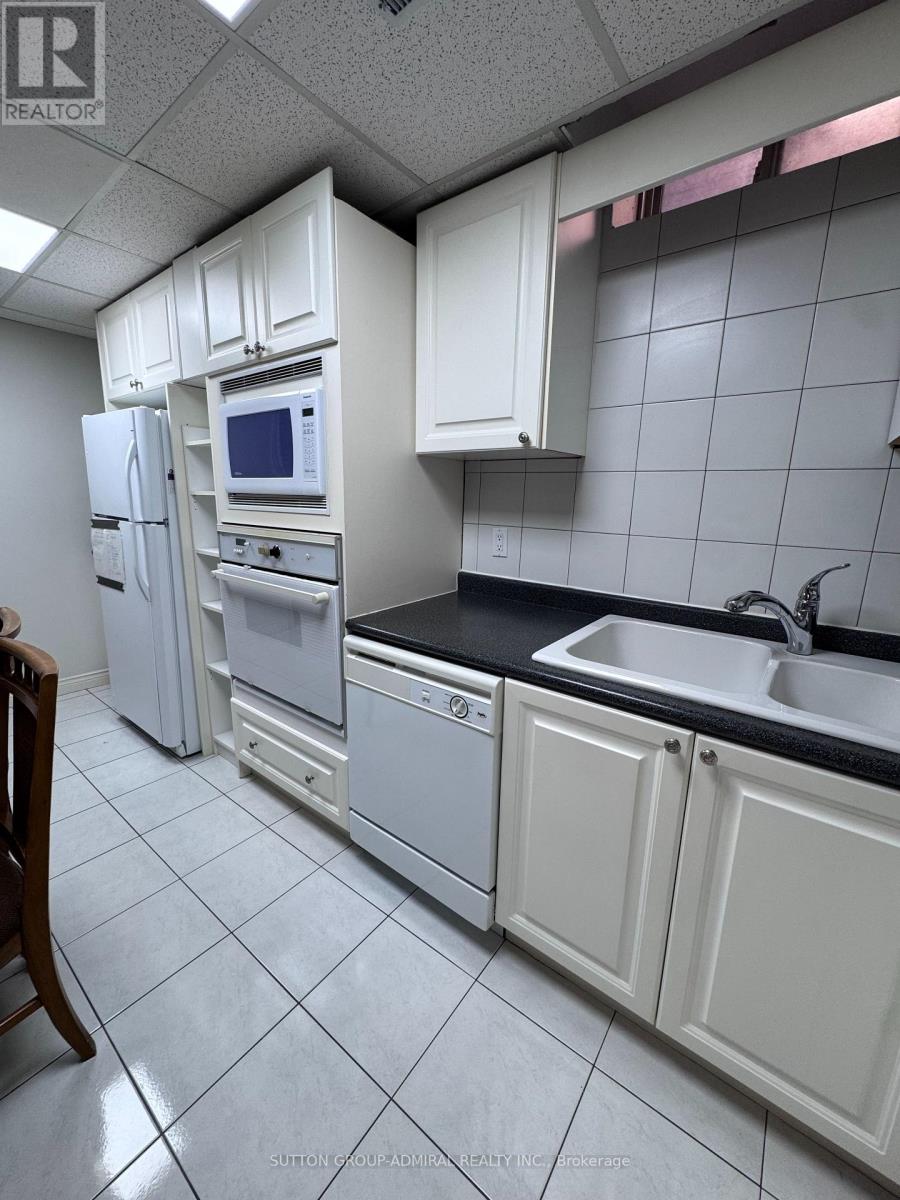 Lower - 60 Spring Town Road, Vaughan, Ontario  L4L 8G2 - Photo 13 - N13767130