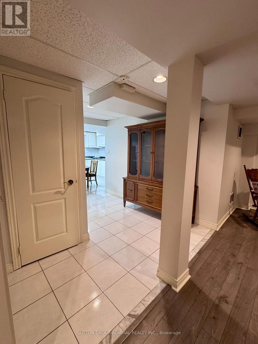 Lower - 60 Spring Town Road, Vaughan, Ontario  L4L 8G2 - Photo 9 - N13767130