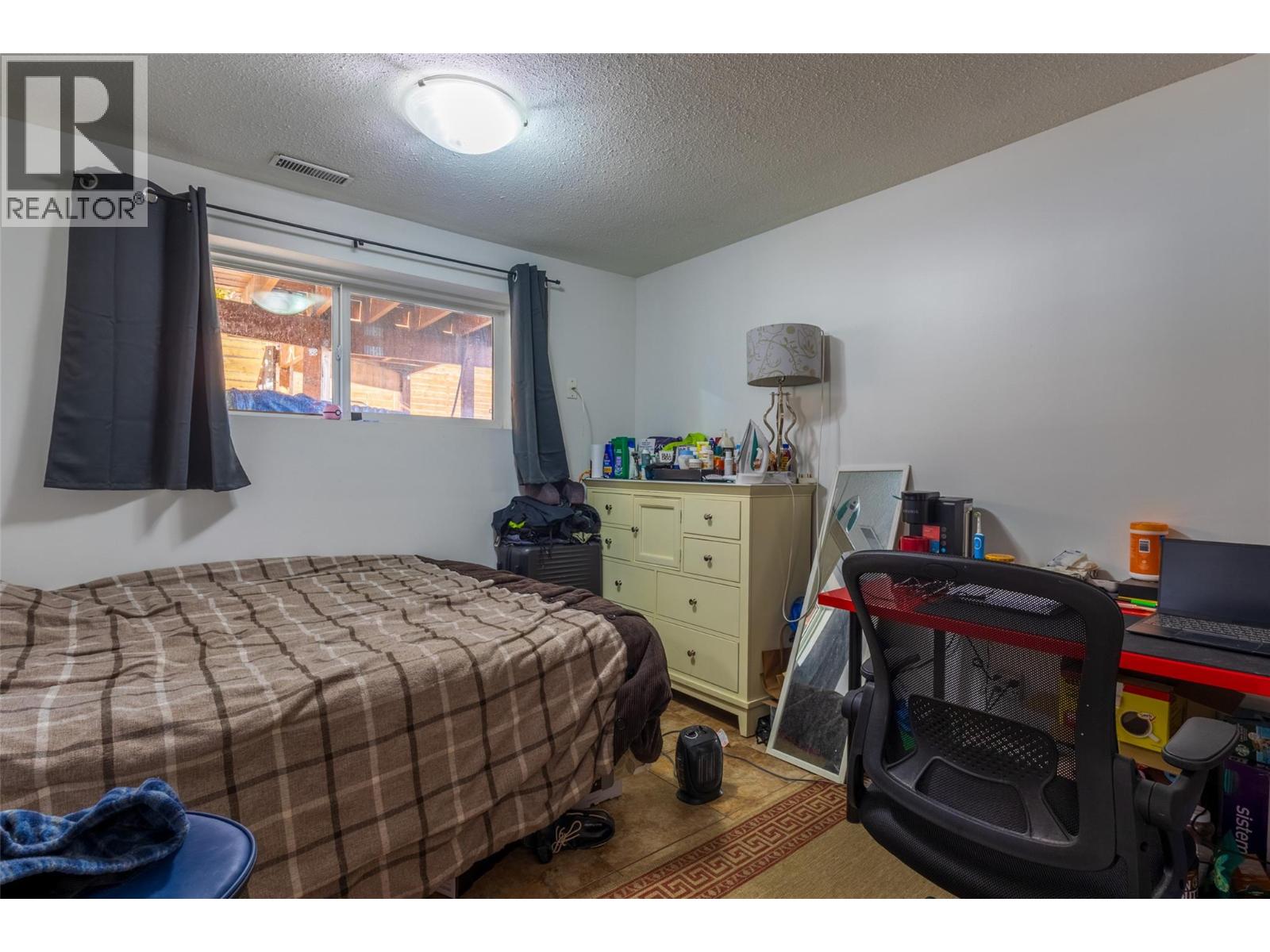 325 Whiteshield Crescent, Kamloops, British Columbia  V2E 1G3 - Photo 45 - 10404417