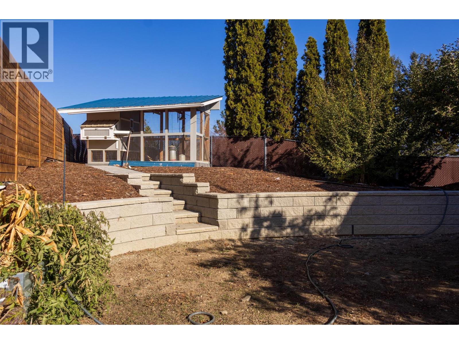 325 Whiteshield Crescent, Kamloops, British Columbia  V2E 1G3 - Photo 57 - 10404417