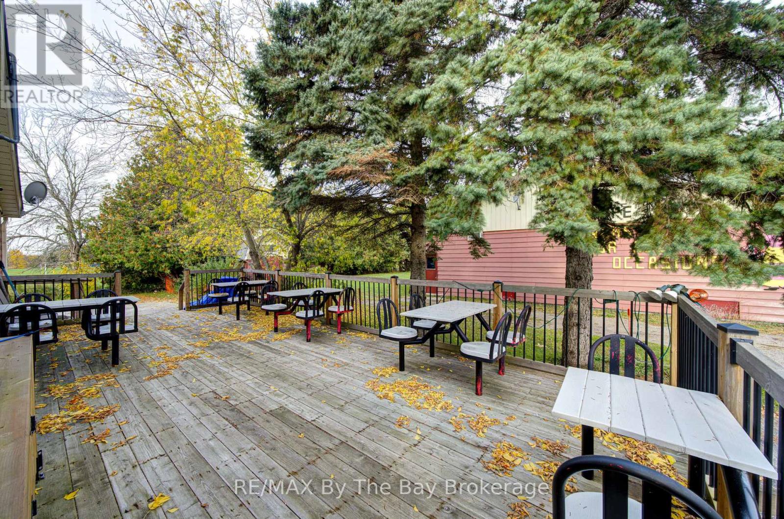 56 Yonge Street S, Springwater, Ontario  L0L 1P0 - Photo 9 - S14112650
