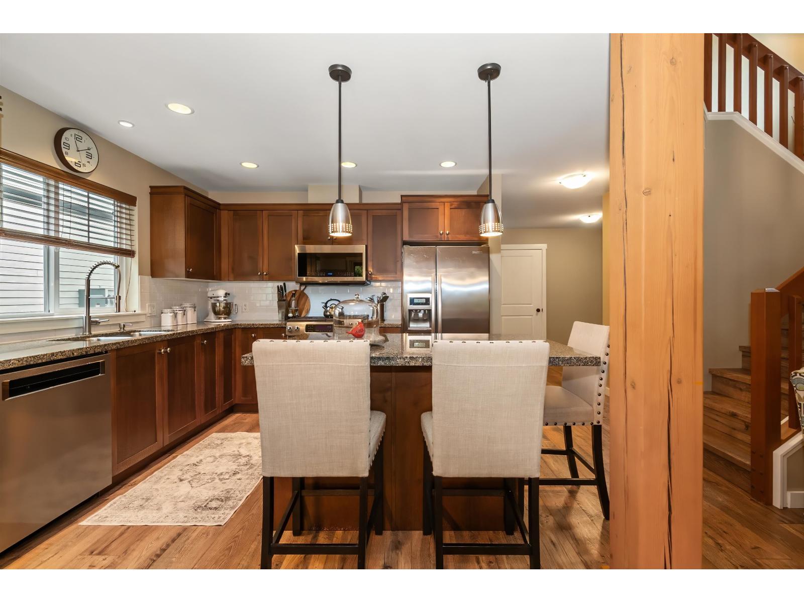 1800 PAINTED WILLOW ROAD|Cultus Lake South