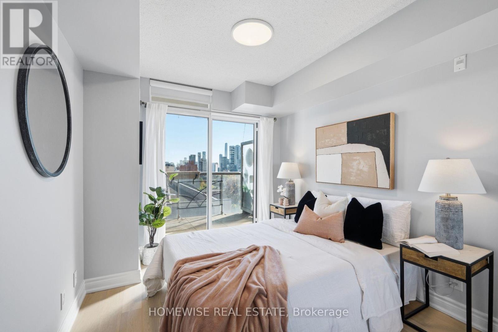 1001 - 225 Wellesley Street E, Toronto, Ontario  M4X 1X8 - Photo 19 - C14112610