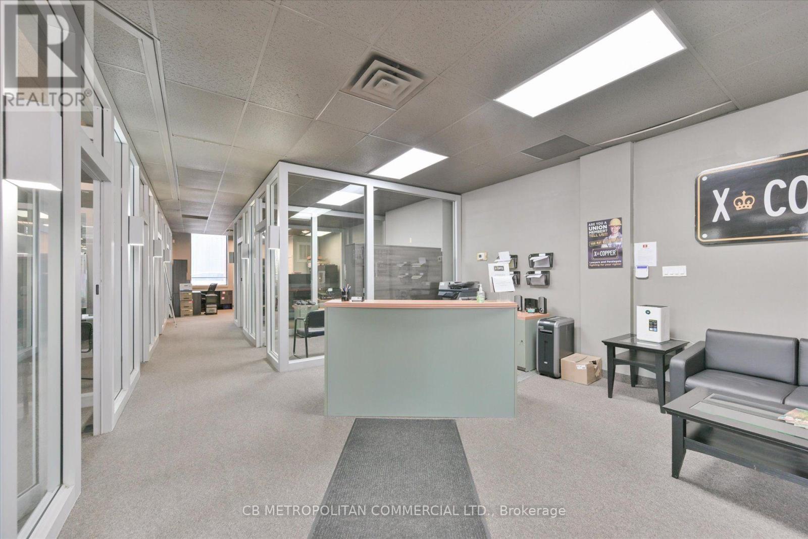143 Laird Drive, Toronto, Ontario  M4G 3V6 - Photo 4 - C14112724