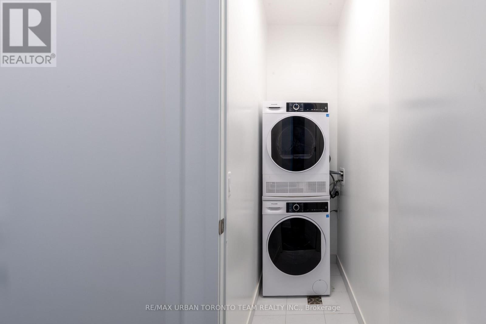 Ph09 - 180 Front Street E, Toronto, Ontario  M5A 0K9 - Photo 24 - C14112794