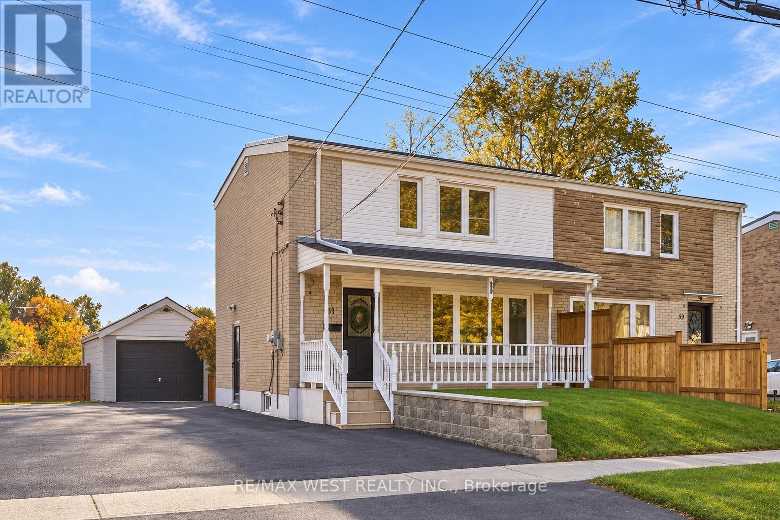 61 CHELWOOD ROAD, Toronto, Ontario