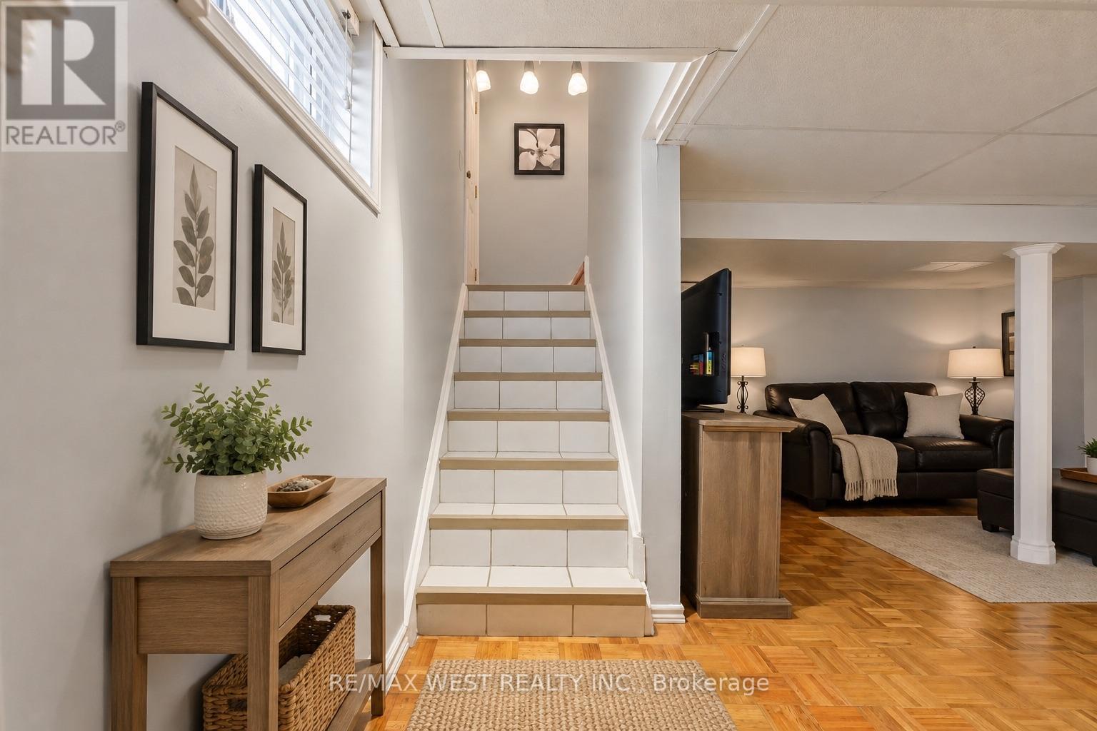 61 Chelwood Road, Toronto, Ontario  M1K 2K5 - Photo 13 - E14112634