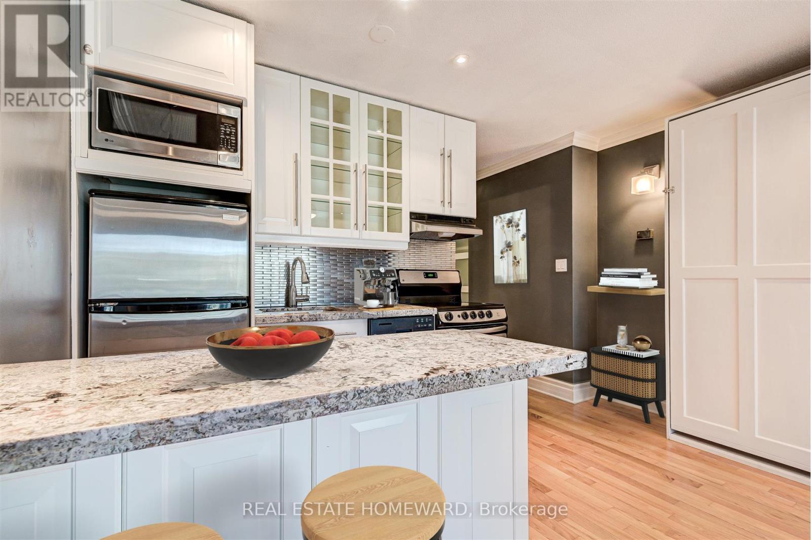 322 - 123 Woodbine Avenue, Toronto, Ontario  M4L 3V8 - Photo 5 - E14112652