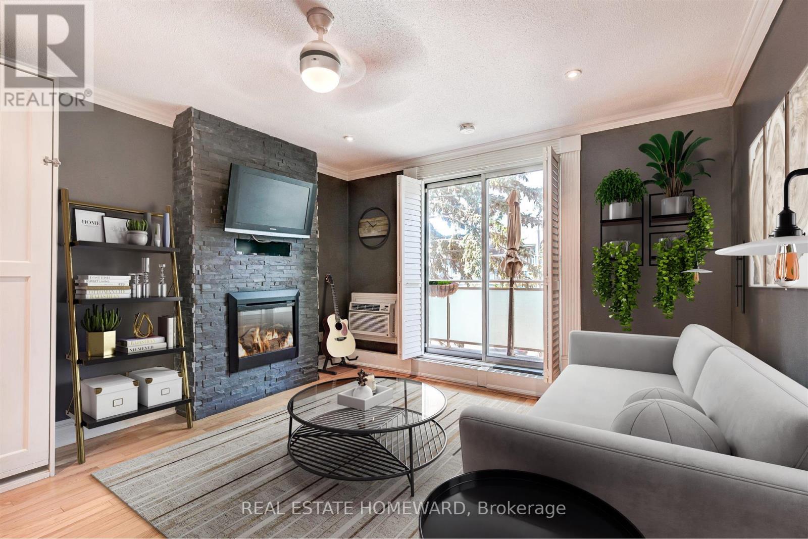 322 - 123 Woodbine Avenue, Toronto, Ontario  M4L 3V8 - Photo 8 - E14112652