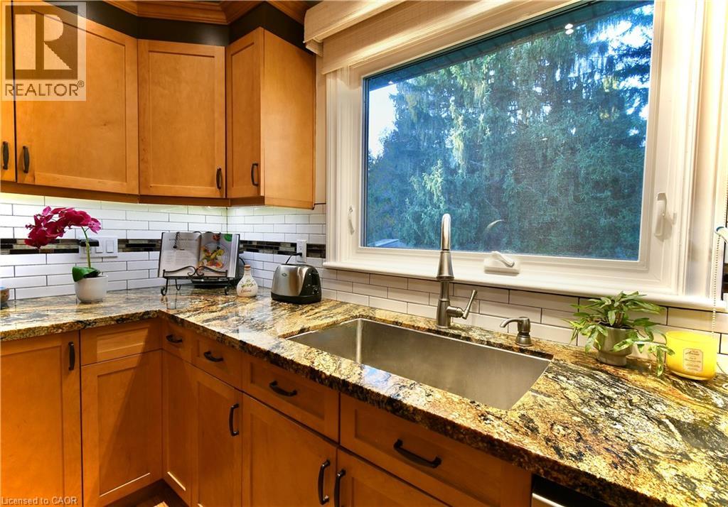 855 Governors Road, Dundas, Ontario  L9H 5E3 - Photo 16 - 40873591