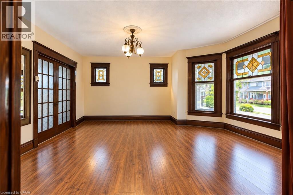 4602 Ryerson Crescent, Niagara Falls, Ontario  L2E 1E2 - Photo 4 - 40873647
