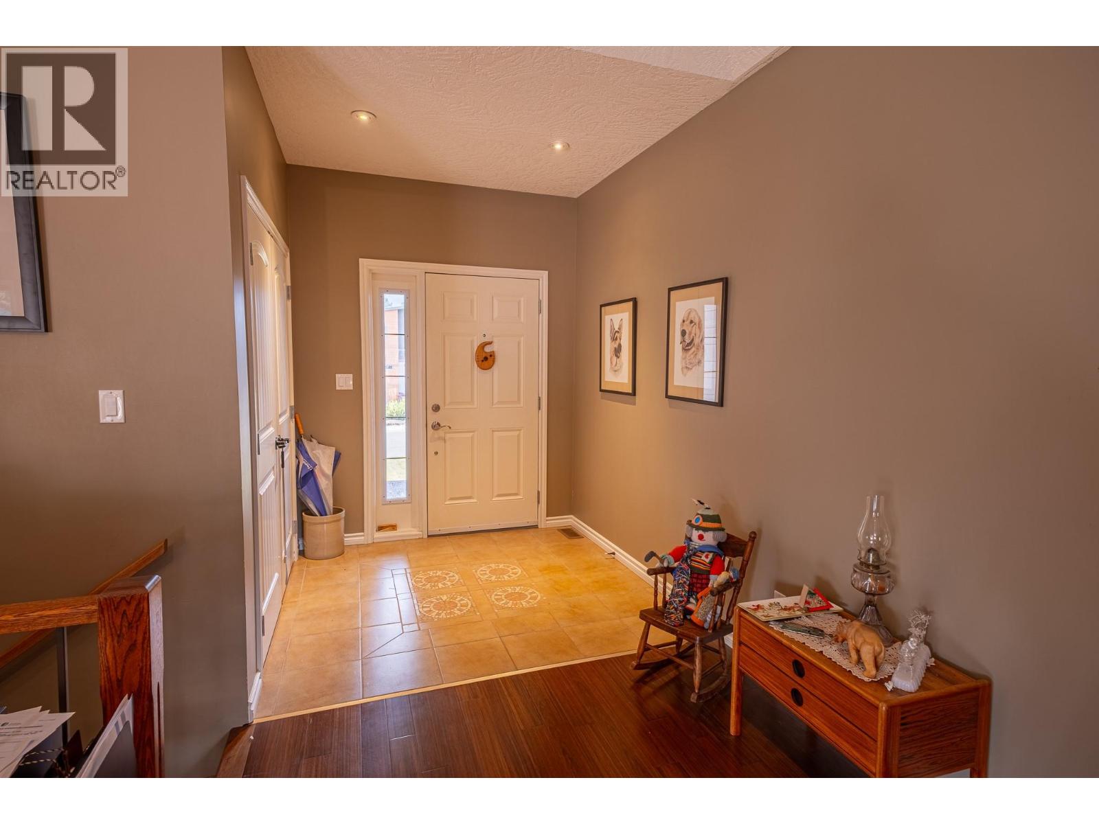 1448 Hemlock Street, Golden, British Columbia  V0A 1H6 - Photo 5 - 10404079