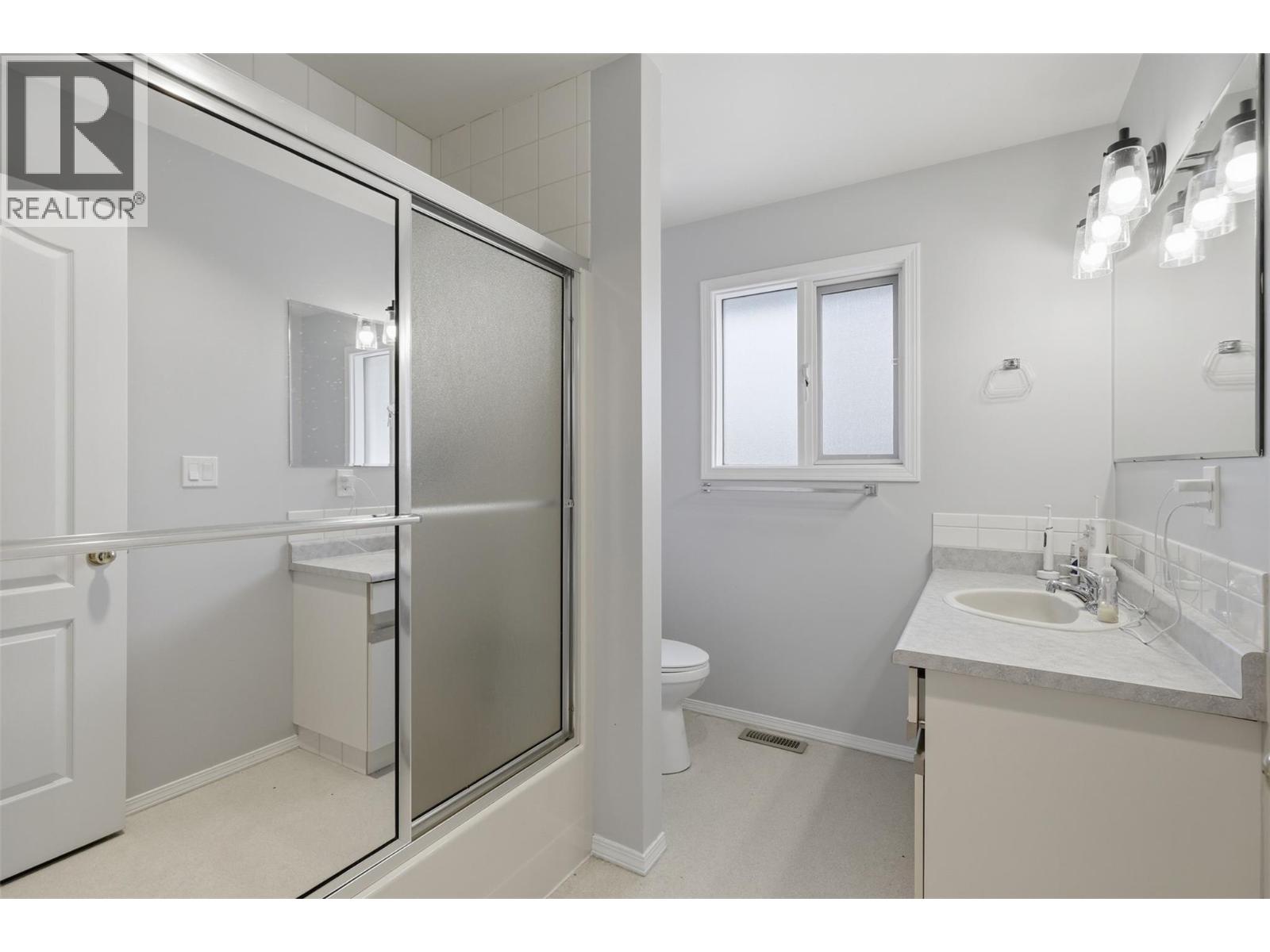 801 Alpine Terrace, Kamloops, British Columbia  V2B 6E7 - Photo 27 - 10404436