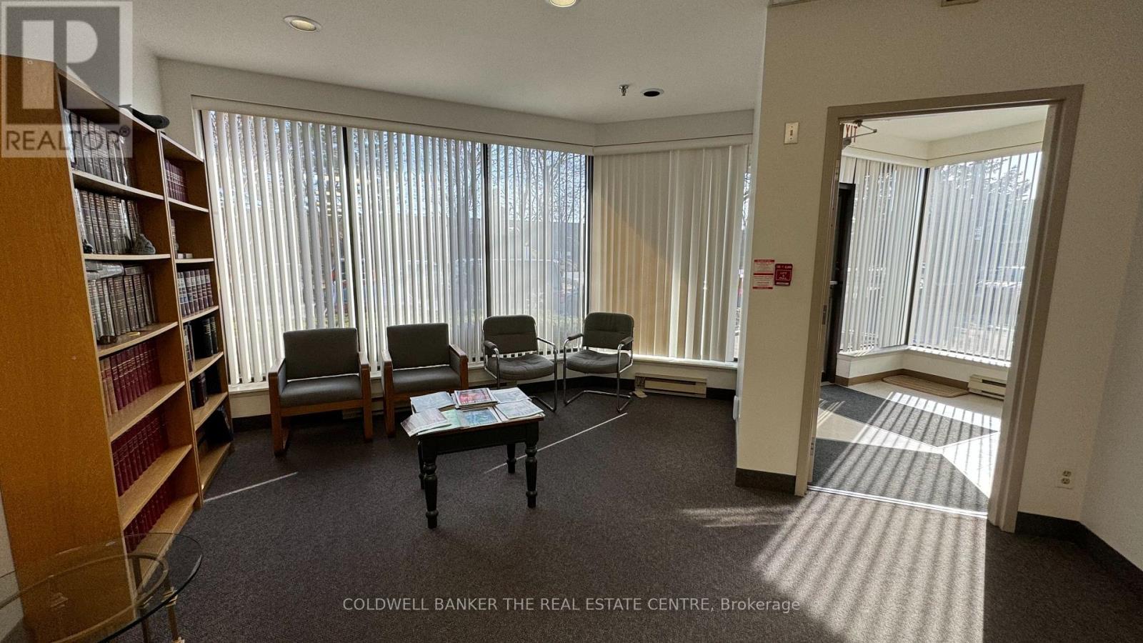 101 & 102 - 16 Esna Park Drive, Markham (Milliken Mills West), Ontario  L3R 5X1 - Photo 3 - N14112598
