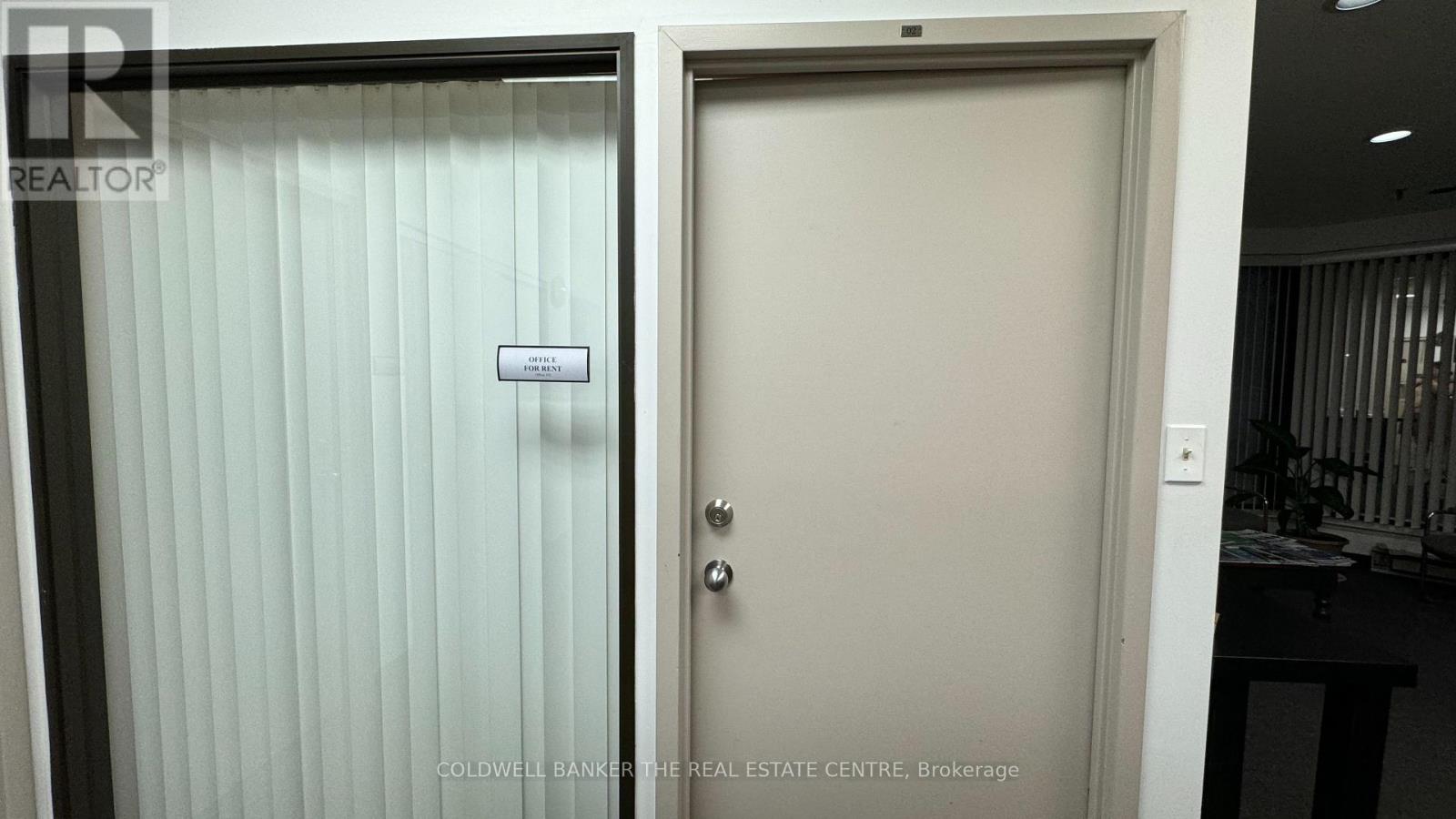 101 & 102 - 16 Esna Park Drive, Markham (Milliken Mills West), Ontario  L3R 5X1 - Photo 5 - N14112598