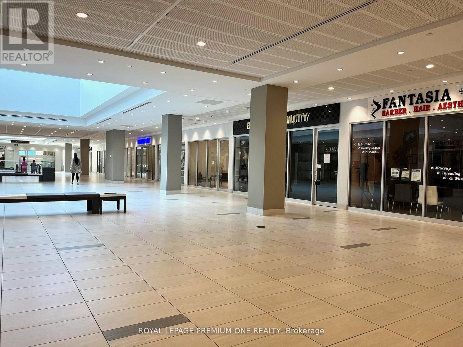 227 - 7777 Weston Road, Vaughan, Ontario  L4L 0G9 - Photo 4 - N14112686