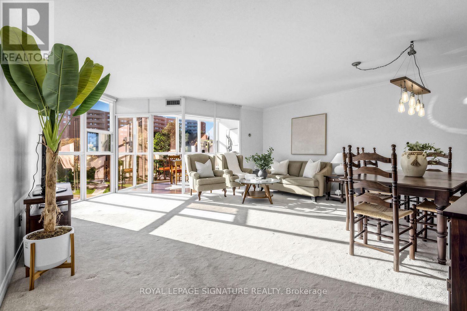 408 - 20 Baif Boulevard, Richmond Hill, Ontario  L4C 8T1 - Photo 4 - N14112754