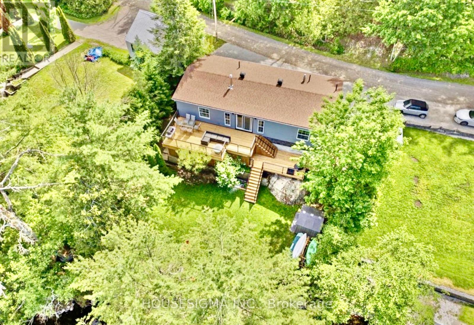 8168 Laidlaw Avenue, Ramara, Ontario L0K 2B0 - Photo 1 - S14112684