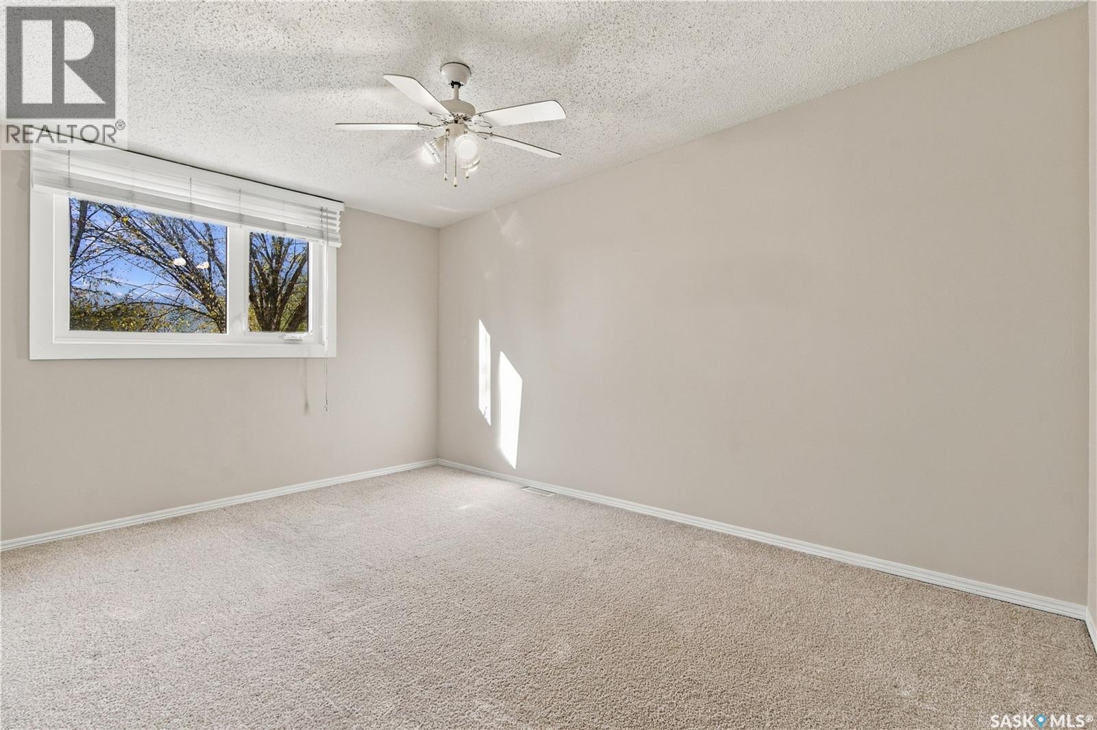 102 Oakview Drive, Regina, Saskatchewan  S4R 0E4 - Photo 20 - SK051860
