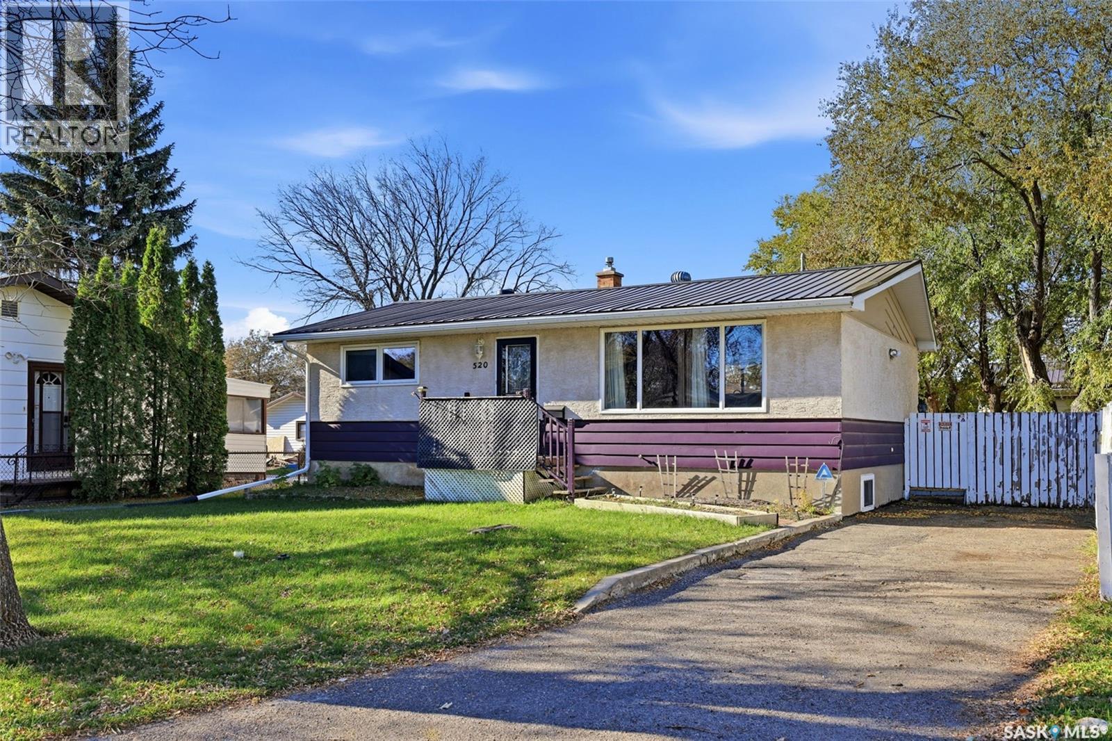 520 Montague Street, Regina, Saskatchewan  S4R 3W5 - Photo 1 - SK051849