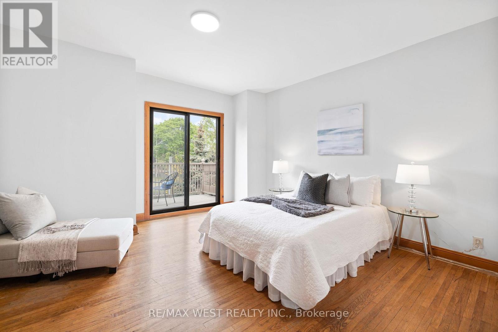 151 Humberside Avenue, Toronto, Ontario  M6P 1K3 - Photo 11 - W14112602