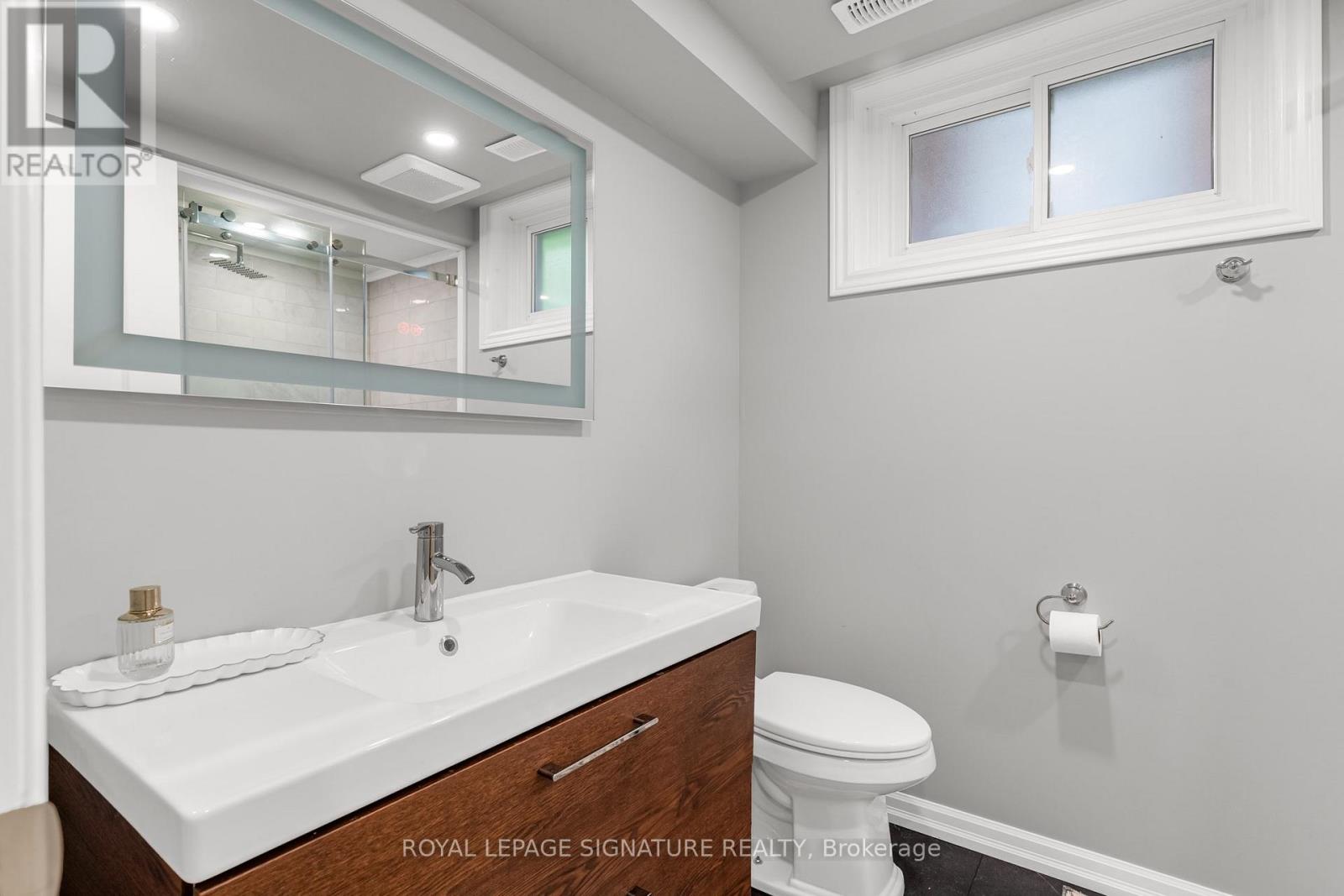 2364 Wyandotte Drive, Oakville, Ontario  L6L 2T6 - Photo 9 - W14112618