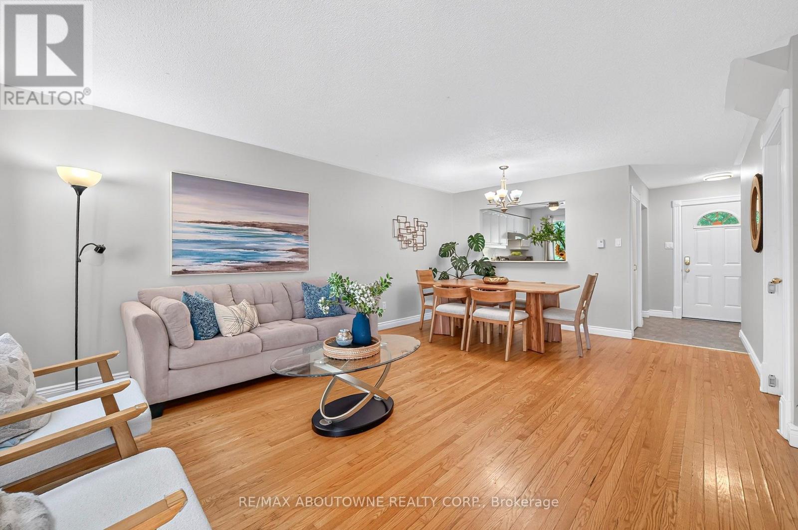 9 - 1517 Elm Road, Oakville, Ontario  L6H 1W3 - Photo 3 - W14112720
