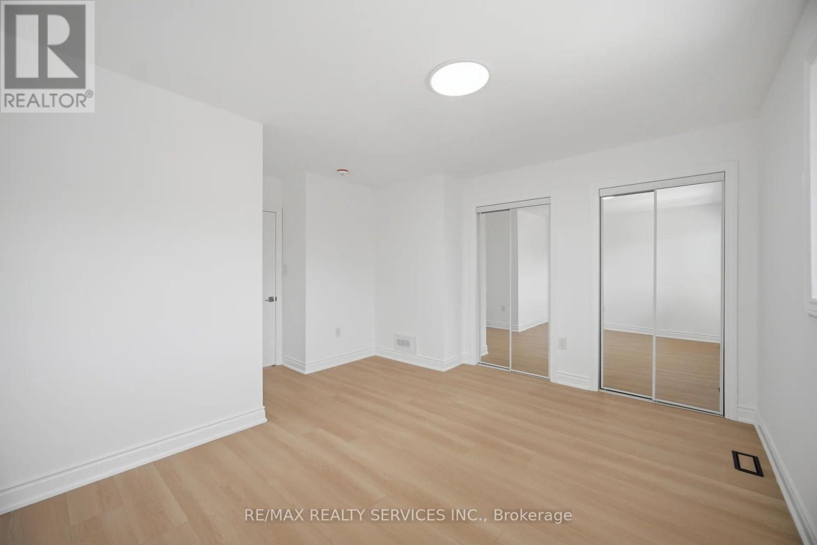 92 Corby Crescent, Brampton, Ontario  L6Y 1H1 - Photo 13 - W14112722
