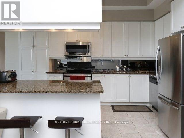 2807 - 33 Elm Drive, Mississauga, Ontario  L5B 4M2 - Photo 3 - W14112742