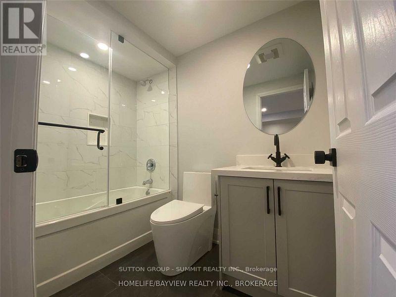 1 - 45 Pineneedle Drive, Aurora, Ontario  L4G 4Y6 - Photo 5 - N14112760