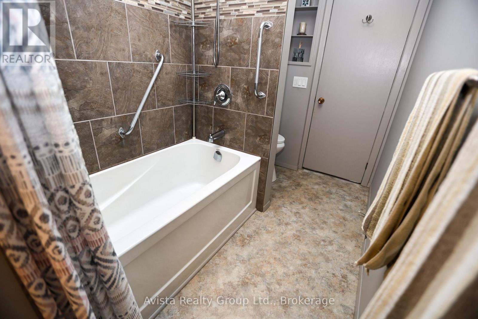 426 Christina Street E, Thunder Bay, Ontario  P7E 4P2 - Photo 15 - X14109248