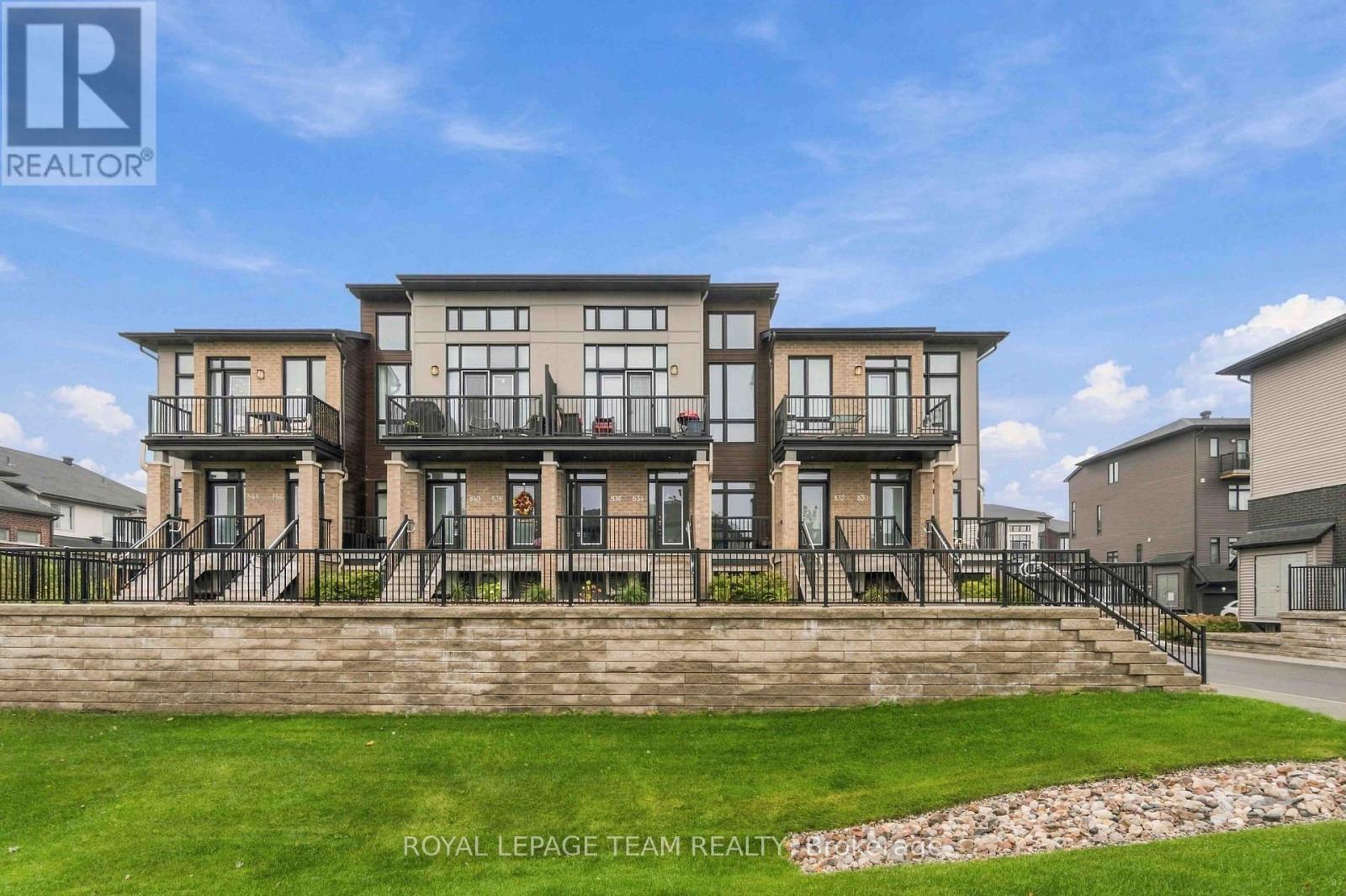 834 Ralph Hennessy Avenue, Ottawa, Ontario  K1X 0E4 - Photo 30 - X14111564