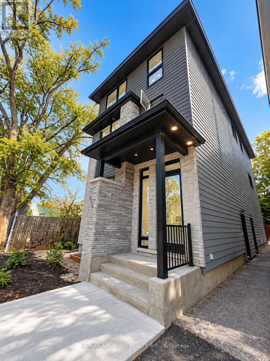 3 - 300 Elmgrove Avenue, Ottawa, Ontario  K1Z 6V1 - Photo 2 - X14111026