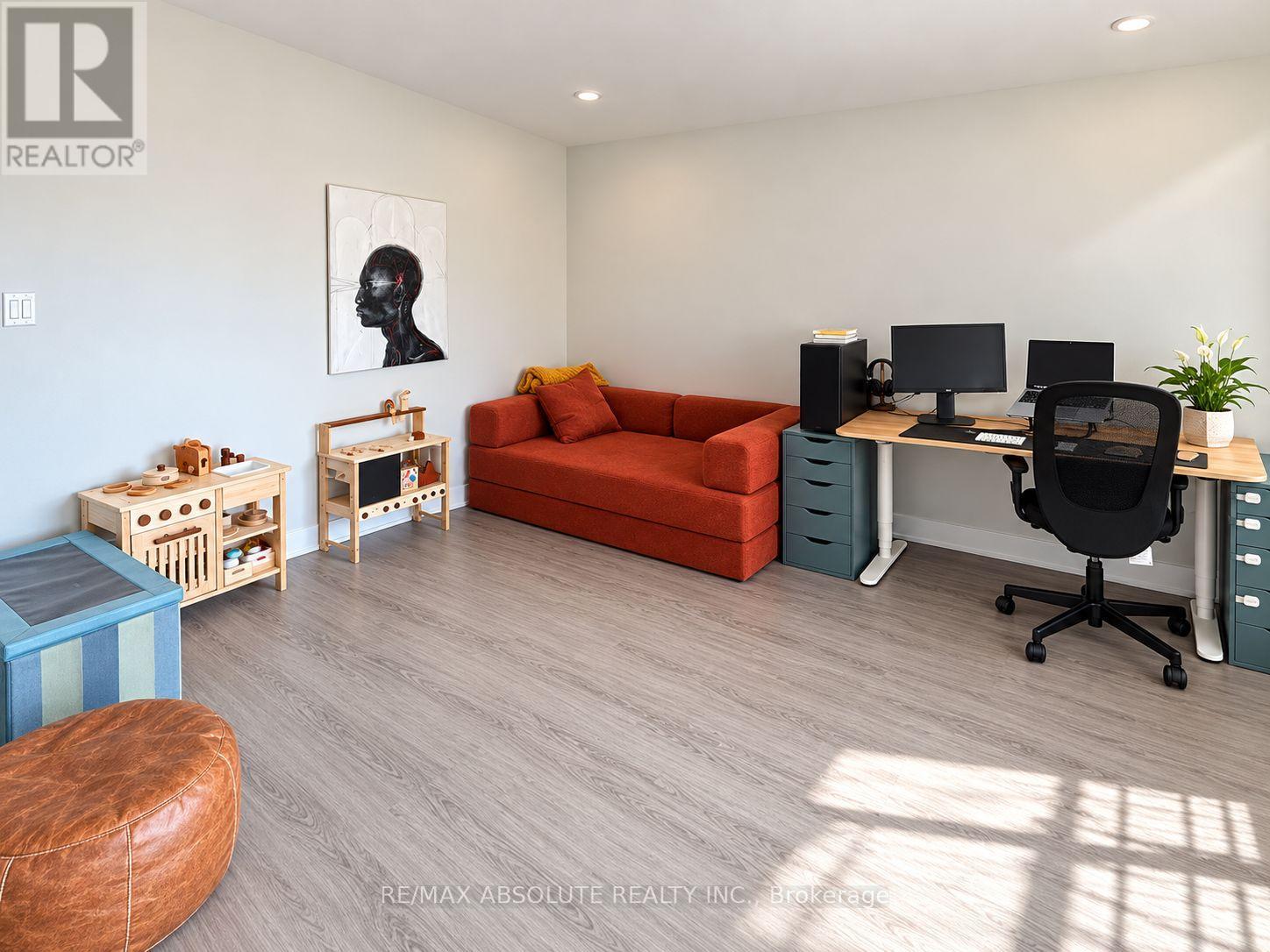 3 - 300 Elmgrove Avenue, Ottawa, Ontario  K1Z 6V1 - Photo 5 - X14111026