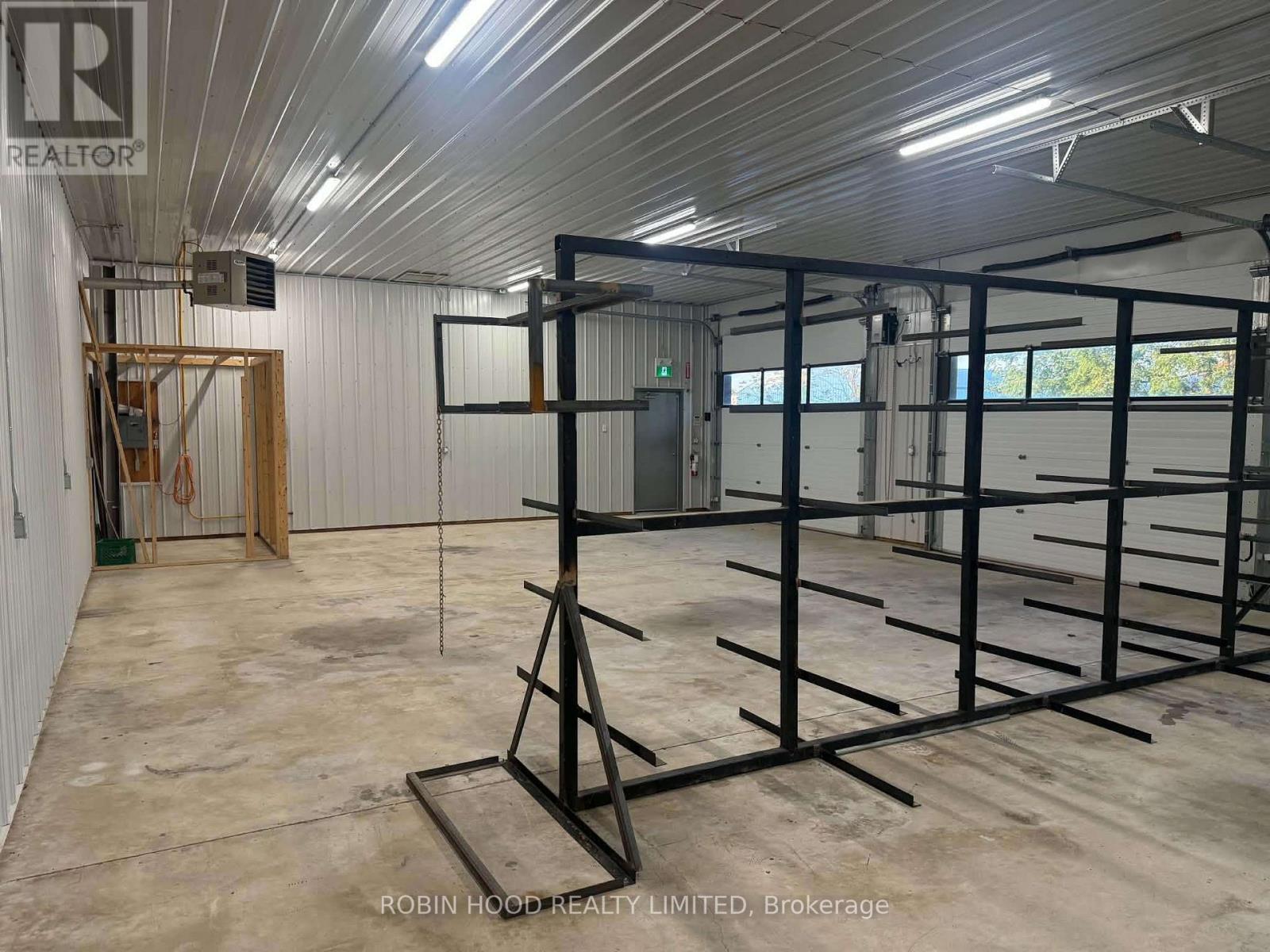 607 Bloomfield Road, Chatham-Kent, Ontario  N7M 5J5 - Photo 3 - X14112614