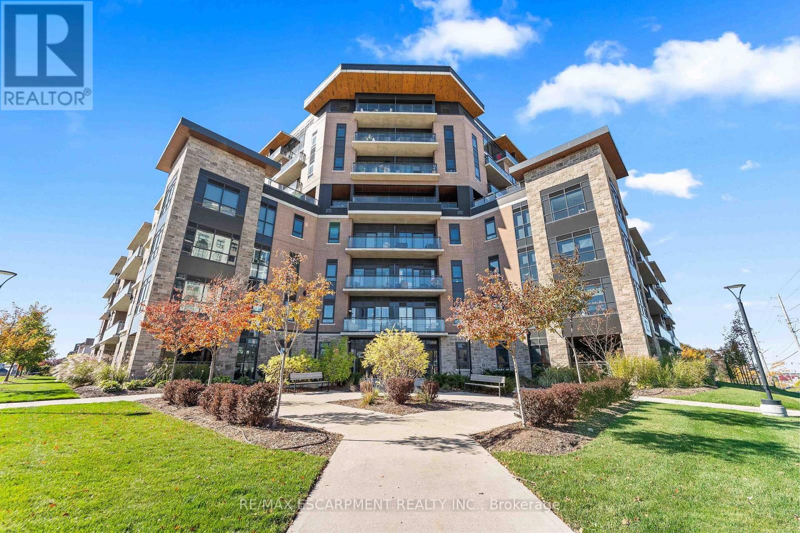 111 - 332 GOSLING GARDENS, Guelph, Ontario