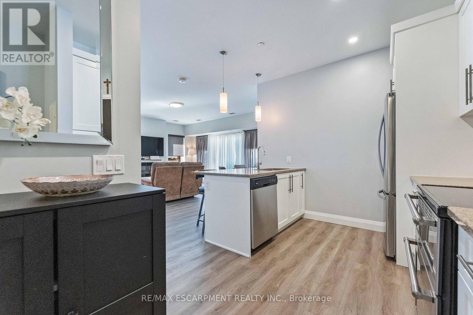 111 - 332 Gosling Gardens, Guelph, Ontario  L5C 1R6 - Photo 6 - X14112624