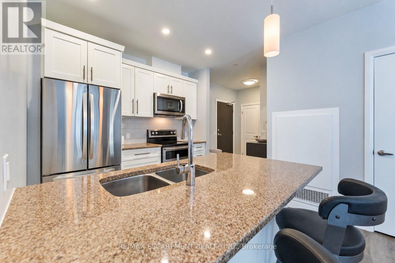 111 - 332 Gosling Gardens, Guelph, Ontario  L5C 1R6 - Photo 7 - X14112624
