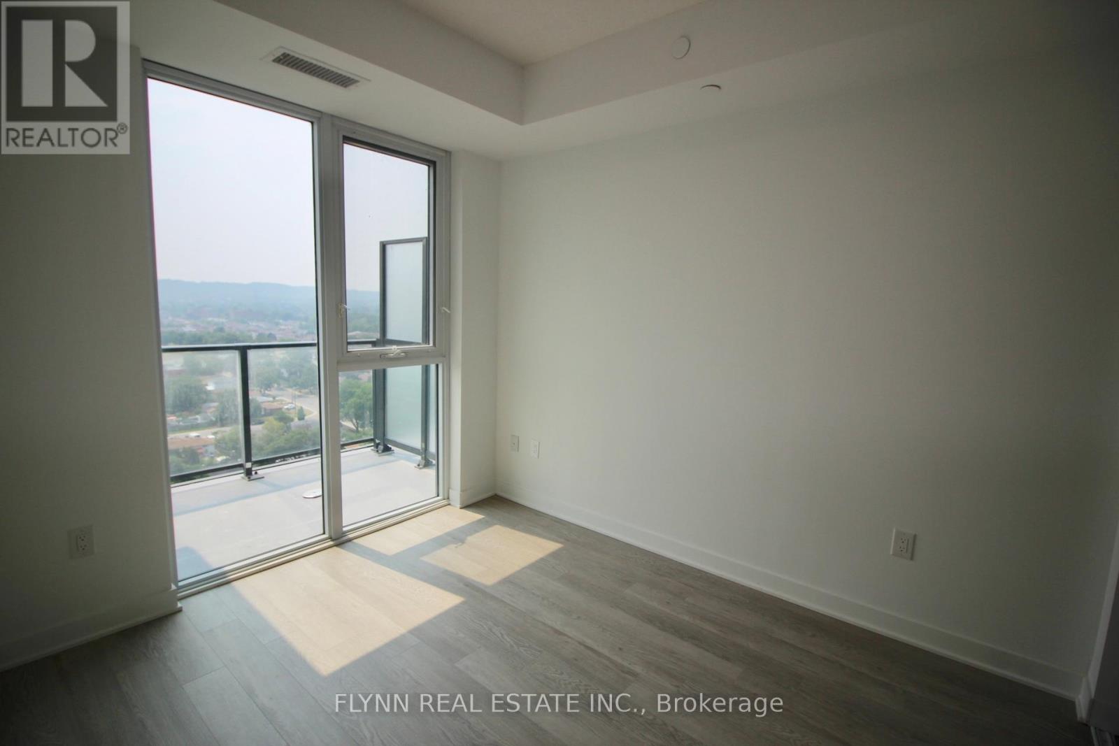 1518 - 2782 Barton Street E, Hamilton, Ontario  L8E 2J8 - Photo 8 - X14112756