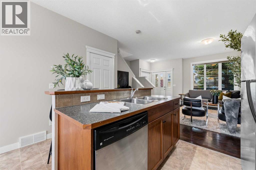 66 Evansford Circle NW, Calgary, Alberta  T3P 0B1 - Photo 15 - A2352883