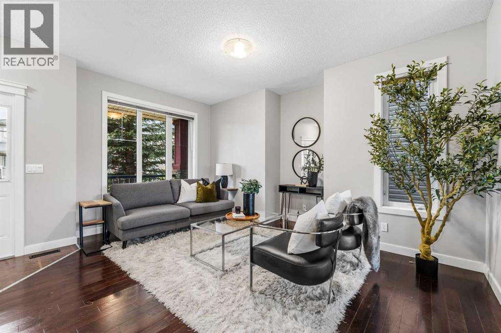 66 Evansford Circle NW, Calgary, Alberta  T3P 0B1 - Photo 6 - A2352883