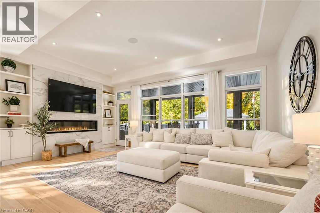 66 WAVERLEY Drive, Guelph, Ontario