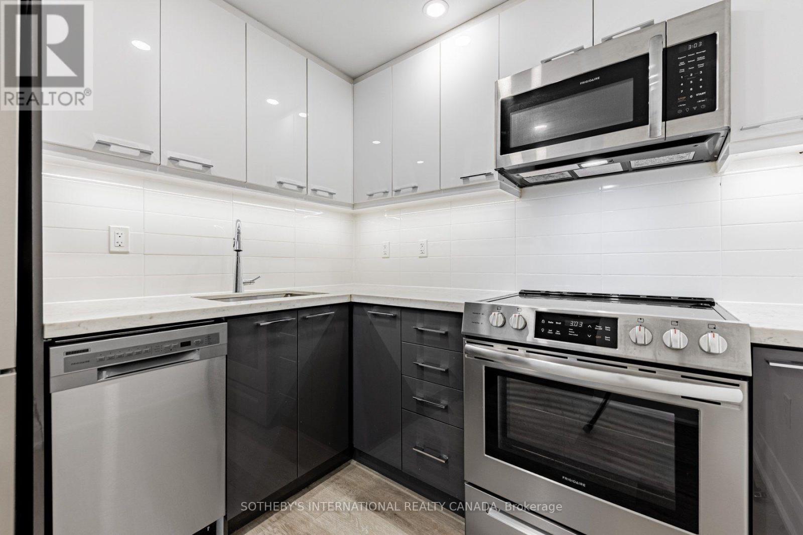 S0420 - 191 Sherbourne Street, Toronto, Ontario  M5A 3X1 - Photo 2 - C14112790